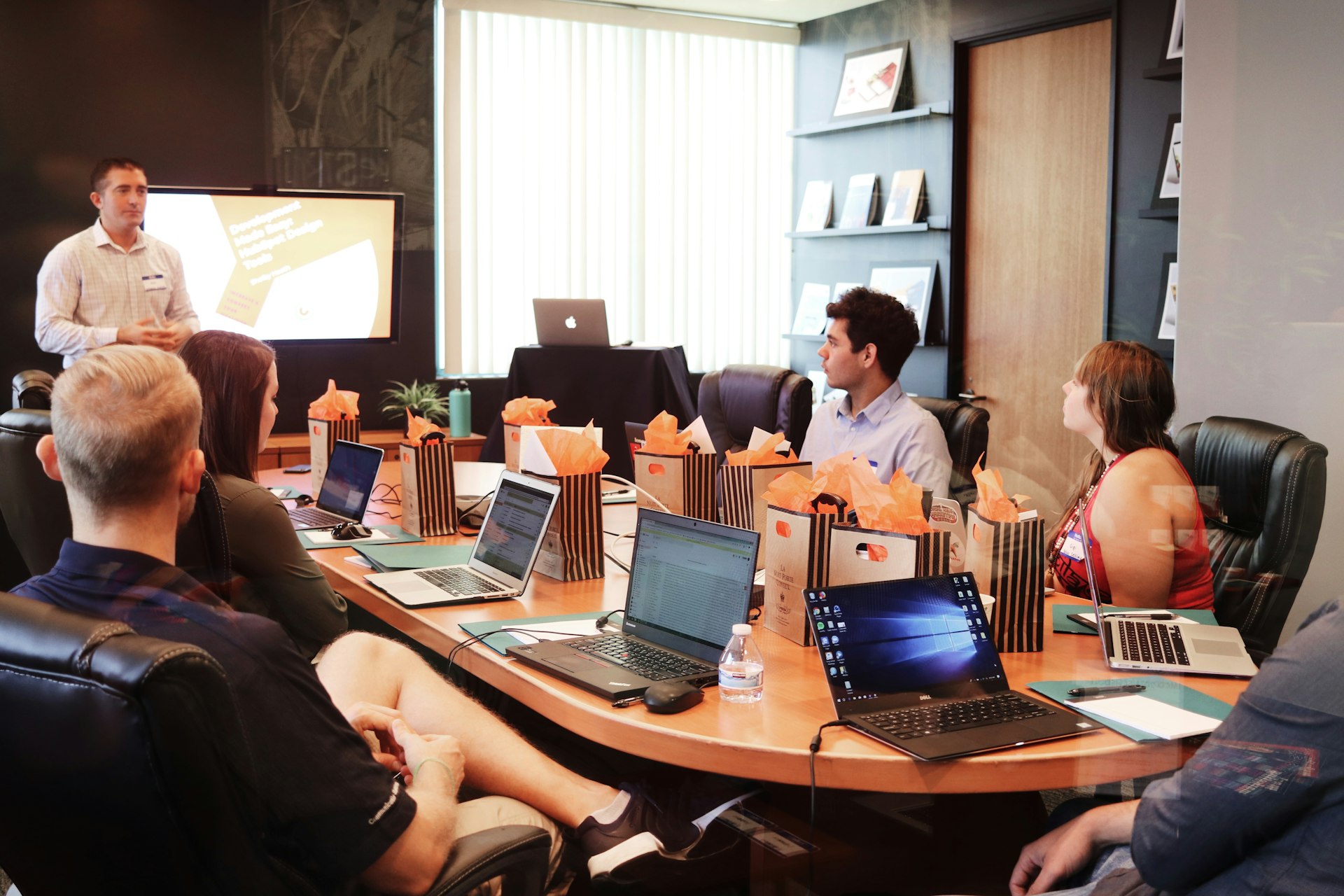 Understanding Business Entity Types: LLC vs S-Corp vs C-Corp